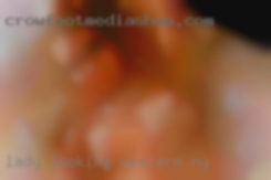 Lady looking for other bisexual  Western NY  women.